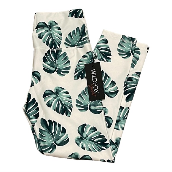 New WildFox White & Green Tropical Contender Compression Ankle Leggings Size M - Picture 3 of 6